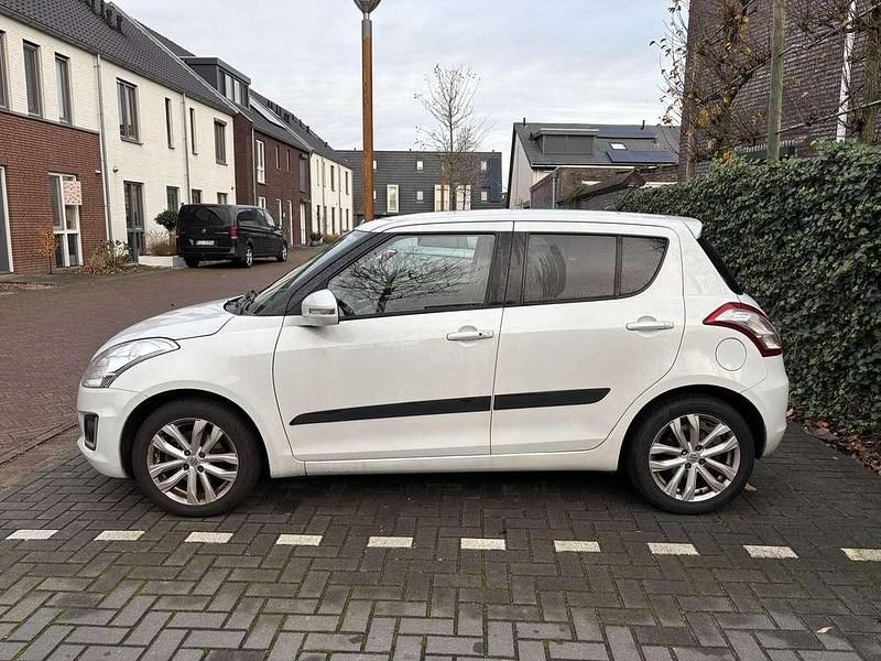 Occasion Suzuki Swift Comfort 94 PK (69 kW) 2015 Wit Hatchback