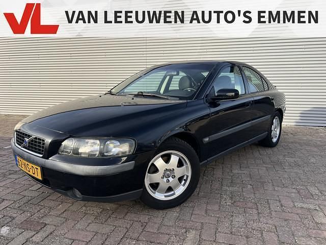 Zwart Gebruikt 2004 Volvo S60 Sedan | € 1.748 (Goede deal) - Afbeelding 1/4