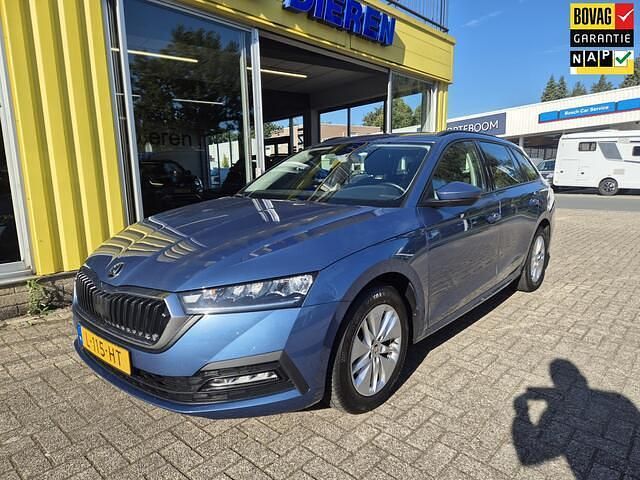 Blauw Gebruikt 2021 Skoda Octavia Business Line Stationwagen | € 16.999 (Eerlijke prijs) - Afbeelding 1/4
