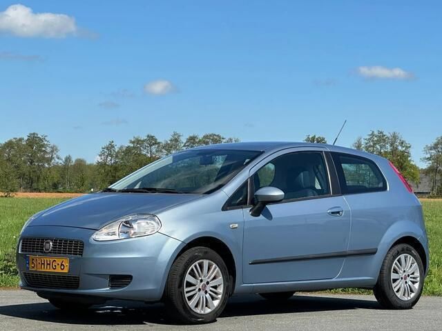 Occasion Fiat Grande Punto Lusso 77 PK (56 kW) 2008 Blauw Hatchback