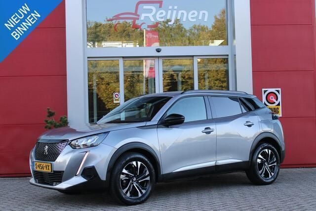 Grijs Gebruikt 2023 Peugeot 2008 Allure SUV | € 19.920 (Super prijs) - Afbeelding 1/4