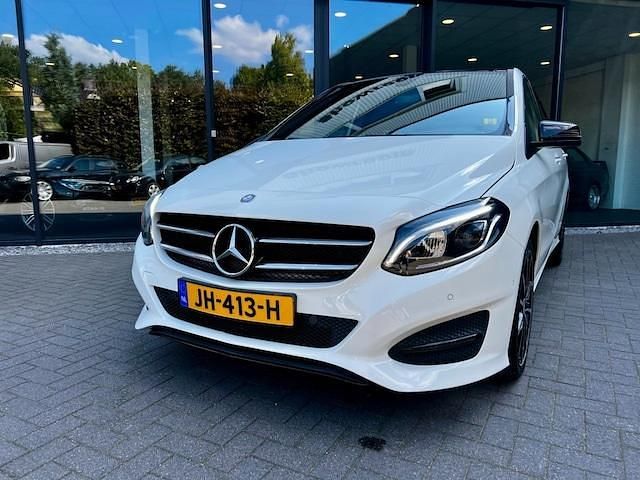Occasion Mercedes B200 Sport 157 PK (115 kW) 2016 Wit MPV