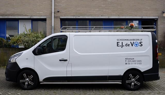 Wit Gebruikt 2020 Nissan NV300 Acenta Van | € 11.950 (Eerlijke prijs) - Afbeelding 1/4