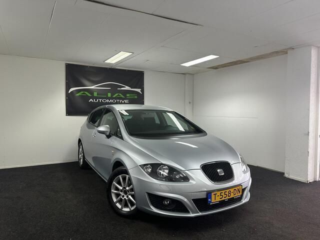 Grijs Gebruikt 2009 Seat Leon Style Hatchback | € 4.795 (Iets duurder) - Afbeelding 1/4