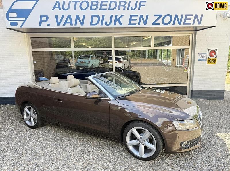 Bruin Gebruikt 2009 Audi A5 Cabriolet Proline Cabriolet | € 13.950 - Afbeelding 1/4