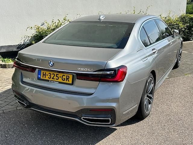 Occasion BMW 750L Executive 2019 Grijs (metallic) Sedan