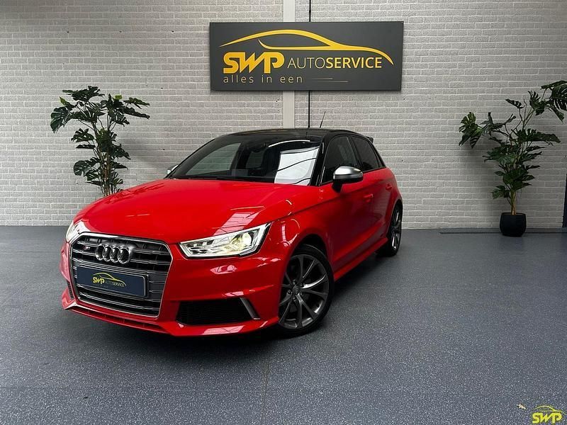 Rood Gebruikt 2015 Audi A1 Sportback S-Line Hatchback | € 19.950 - Afbeelding 1/4
