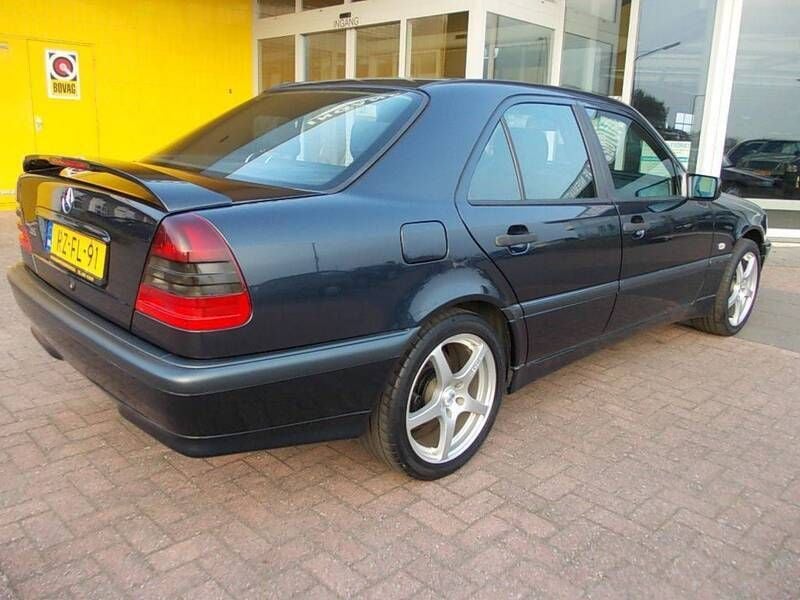 Occasion Mercedes C220 1997 Zwart Sedan