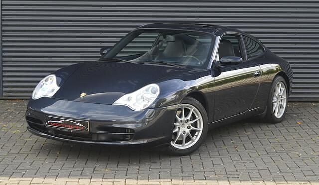 Grijs Gebruikt 2004 Porsche 911 Carrera Coupé | € 32.450 (Eerlijke prijs) - Afbeelding 1/4