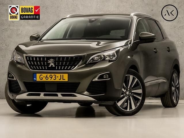 Grijs Gebruikt 2019 Peugeot 3008 Sport SUV | € 14.945 (Eerlijke prijs) - Afbeelding 1/4