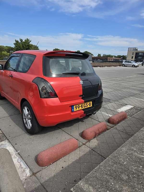 Afbeelding 2/4