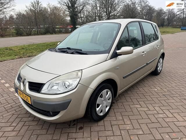 Beige (metallic) Occasion 2006 Renault Scénic II MPV | € 1.149 (Goede deal) - Afbeelding 1/4