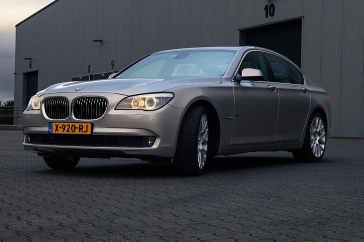 Gebruikt 2009 BMW 730 Sedan | € 17.950 - Afbeelding 1/1