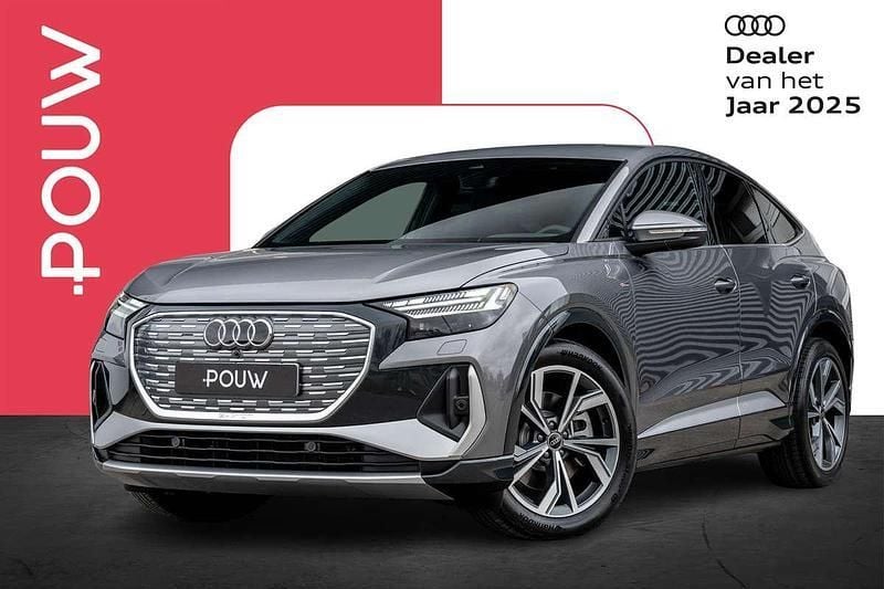 Grijs, metallic lak Nieuw 2025 Audi Q4 Sportback e-tron Comfort SUV | € 56.250 (Goede deal) - Afbeelding 1/4