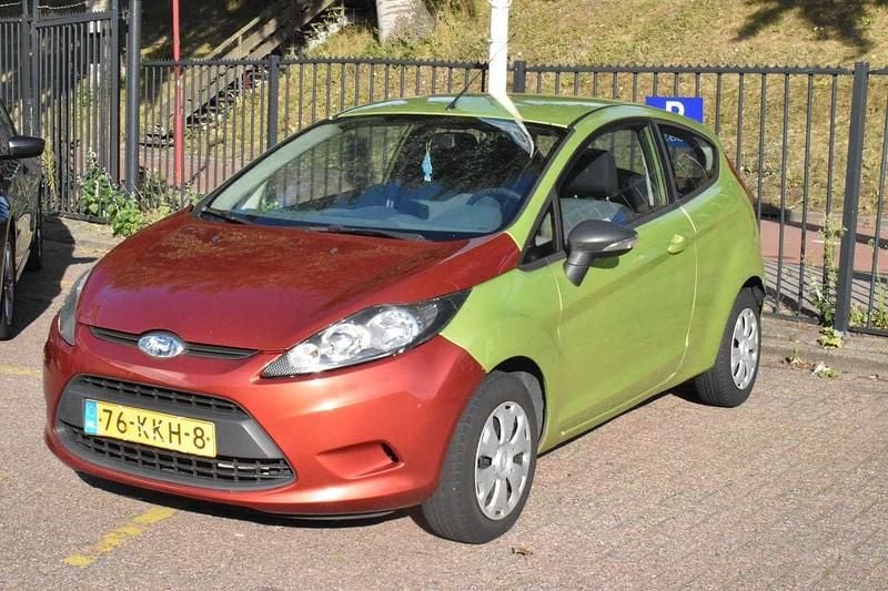 Groen Gebruikt 2009 Ford Fiesta Limited Hatchback | € 495 - Afbeelding 1/4