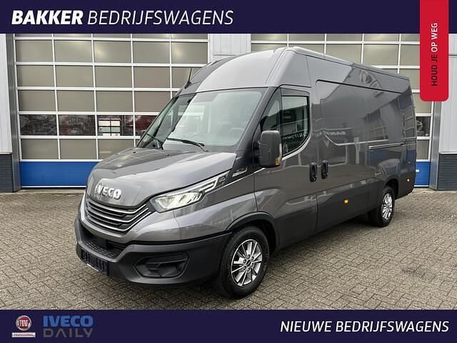 Grijs (metallic) Gebruikt 2024 Iveco Daily Van | € 42.500 (Duur) - Afbeelding 1/4