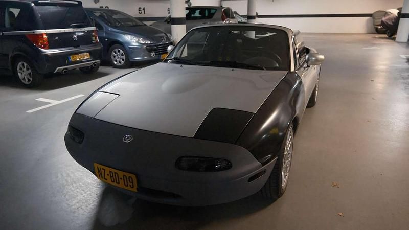 Zilver Gebruikt 1996 Mazda MX5 Cabriolet | € 4.500 - Afbeelding 1/4