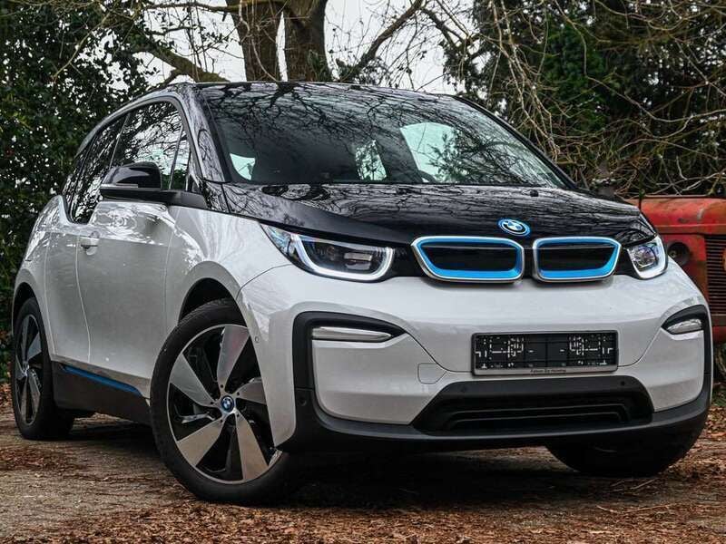 Wit Gebruikt 2021 BMW i3 Hatchback | € 19.900 (Goede deal) - Afbeelding 1/4