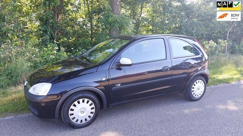 Zwart Gebruikt 2003 Opel Corsa Njoy Hatchback | € 1.350 (Eerlijke prijs) - Afbeelding 1/4