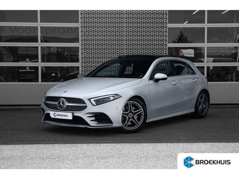 Grijs Gebruikt 2019 Mercedes A220 Premium Plus Hatchback | € 28.845 (Eerlijke prijs) - Afbeelding 1/4