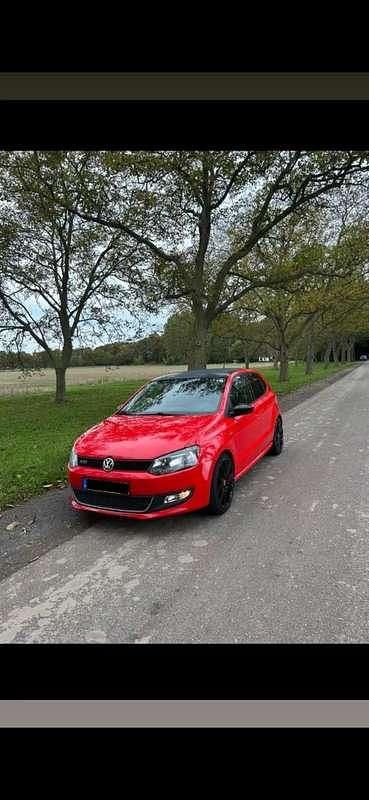 Rood Occasion 2012 VW Polo Comfortline Hatchback | € 5.500 (Eerlijke prijs) - Afbeelding 1/4