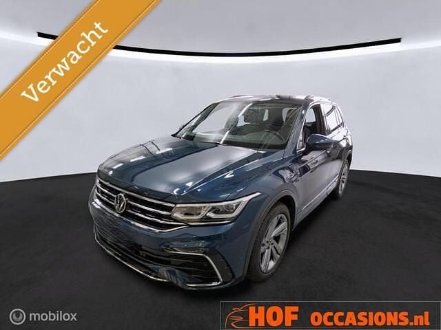 Blauw Occasion 2021 VW Tiguan Business+ SUV | € 32.750 (Eerlijke prijs) - Afbeelding 1/4