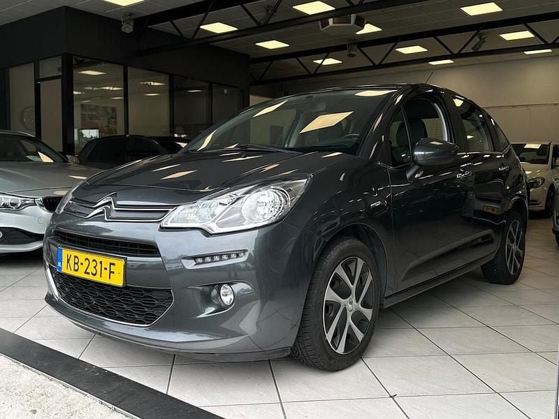 Grijs Gebruikt 2016 Citroën C3 PureTech Hatchback | € 6.950 (Super prijs) - Afbeelding 1/4