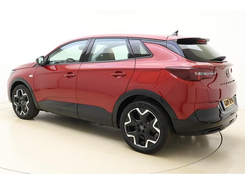 Occasion Opel Grandland X 225 PK (165 kW) 2024 Rood SUV