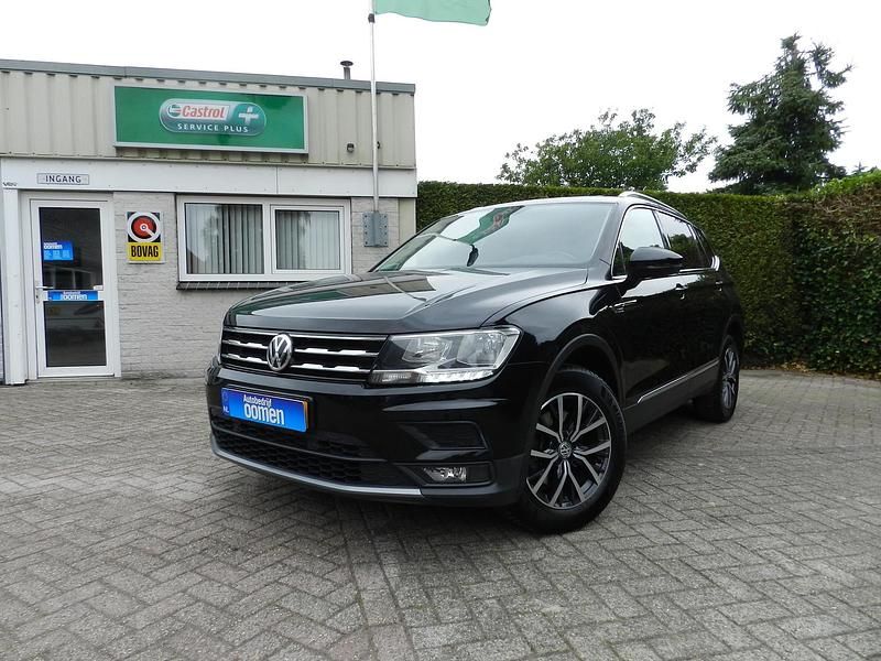 Zwart Occasion 2018 VW Tiguan Comfortline SUV | € 24.000 (Iets duurder) - Afbeelding 1/4