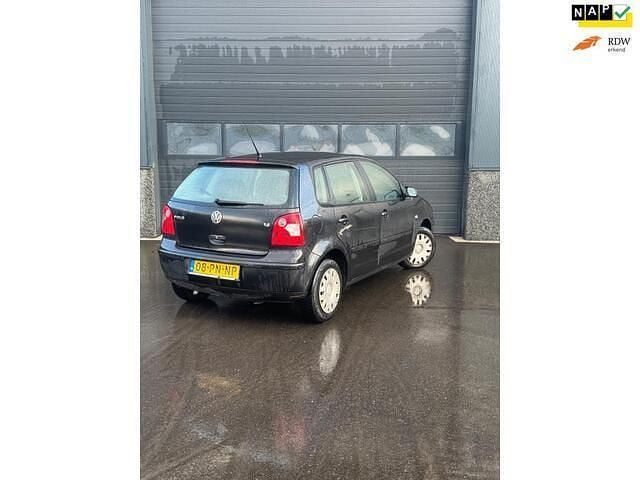 Occasion VW Polo 75 PK (55 kW) 2004 Zwart (metallic) Hatchback