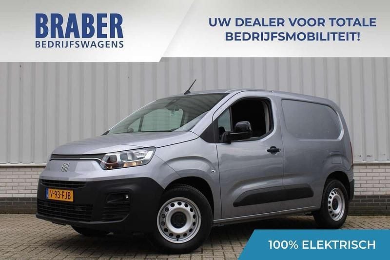 Grijs Nieuw 2024 Fiat e-Doblò MPV | € 30.900 - Afbeelding 1/4