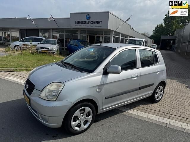 Grijs Gebruikt 2006 Kia Picanto Hatchback | € 1.399 (Eerlijke prijs) - Afbeelding 1/4