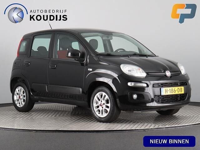 Zwart Gebruikt 2020 Fiat Panda Lounge Hatchback | € 9.890 (Eerlijke prijs) - Afbeelding 1/4