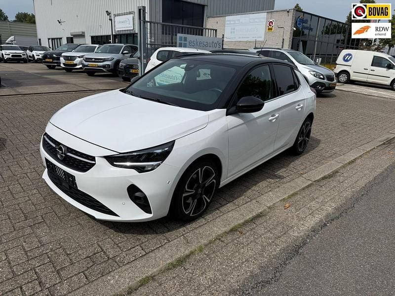 Wit Gebruikt 2023 Opel Corsa Sport Hatchback | € 15.850 (Eerlijke prijs) - Afbeelding 1/4