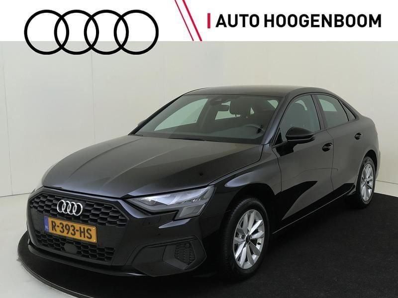 Zwart Gebruikt 2022 Audi A3 Proline Sedan | € 26.950 (Eerlijke prijs) - Afbeelding 1/4