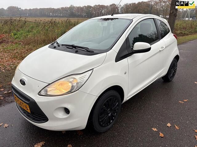 Wit Gebruikt 2012 Ford Ka Cool & Sound Edition Hatchback | € 2.480 (Goede deal) - Afbeelding 1/4