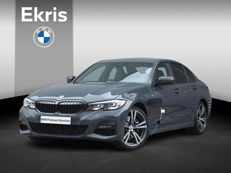 Bmw individual dravitgrau (c36) Gebruikt 2020 BMW 330e Comfort Edition Sedan | € 34.900 (Iets duurder) - Afbeelding 1/4