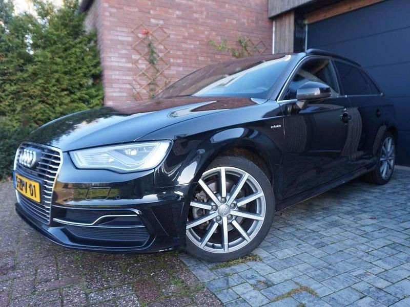 Occasion Audi A3 Sportback e-tron S-Line 204 PK (150 kW) 2015 Zwart Hatchback