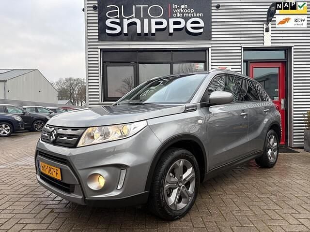 Grijs Occasion 2016 Suzuki Vitara Exclusive SUV | € 14.450 (Eerlijke prijs) - Afbeelding 1/4