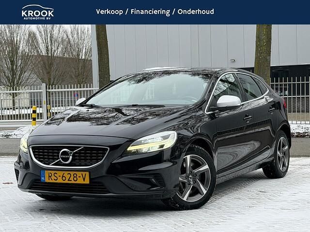 Occasion Volvo V40 Business Edition 150 PK (110 kW) 2018 Zwart (metallic) Hatchback