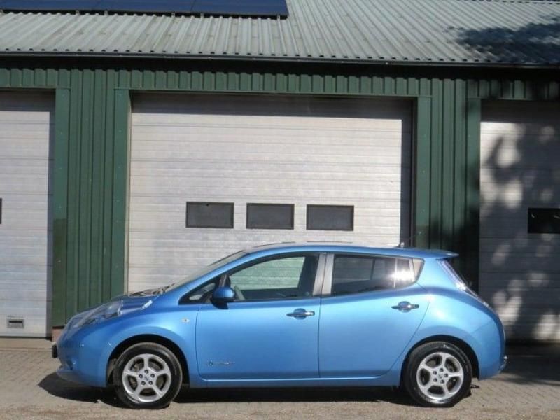 Blauw Gebruikt 2011 Nissan Leaf Base Hatchback | € 3.950 (Eerlijke prijs) - Afbeelding 1/4