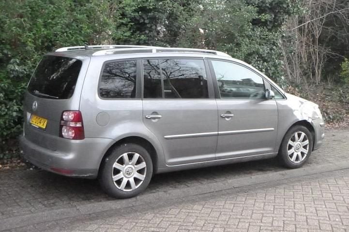 Occasion VW Touran 2008 Grijs MPV