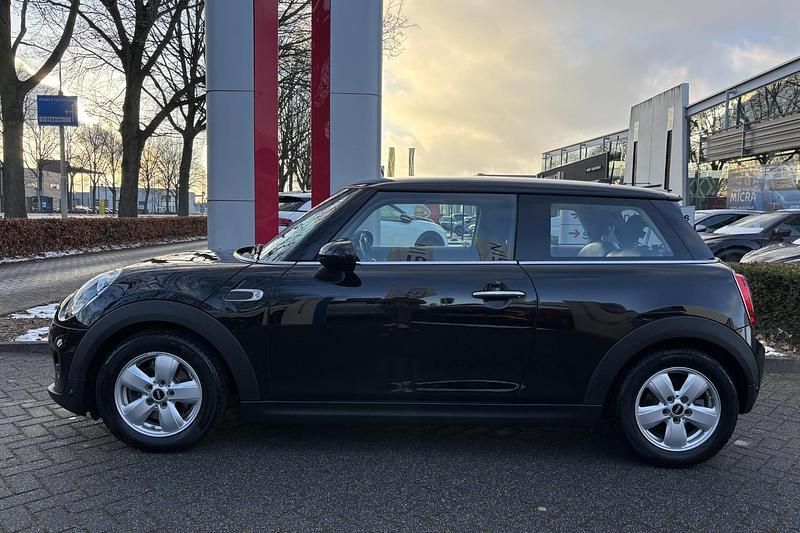 Occasion Mini Cooper Business 136 PK (100 kW) 2017 Zwart Hatchback