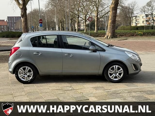 Occasion Opel Corsa Edition 86 PK (63 kW) 2013 Grijs (metallic) Hatchback