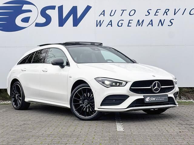 Occasion Mercedes CLA250 Shooting Brake AMG line 211 PK (155 kW) 2022 Wit Stationwagen