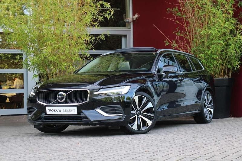 Grijs Gebruikt 2021 Volvo V60 R-Design Stationwagen | € 32.900 (Goede deal) - Afbeelding 1/4