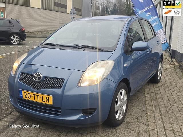 Occasion Toyota Yaris Sol 87 PK (63 kW) 2007 Grijs Hatchback
