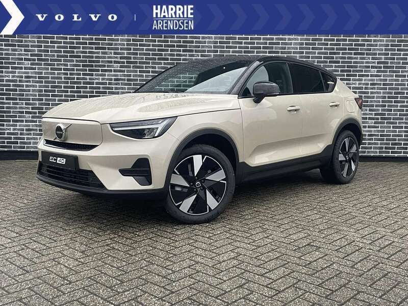 Beige Nieuw 2024 Volvo EC40 Plus SUV | € 58.812 (Eerlijke prijs) - Afbeelding 1/4