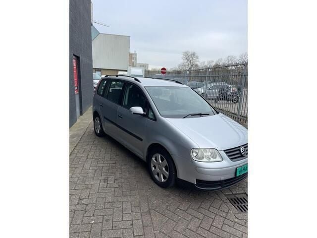 Occasion VW Touran 116 PK (85 kW) 2003 Grijs MPV