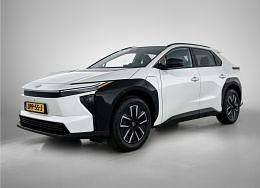 Wit parelmoer Occasion 2026 Toyota bZ4X Executive SUV | € 50.945 - Afbeelding 1/4